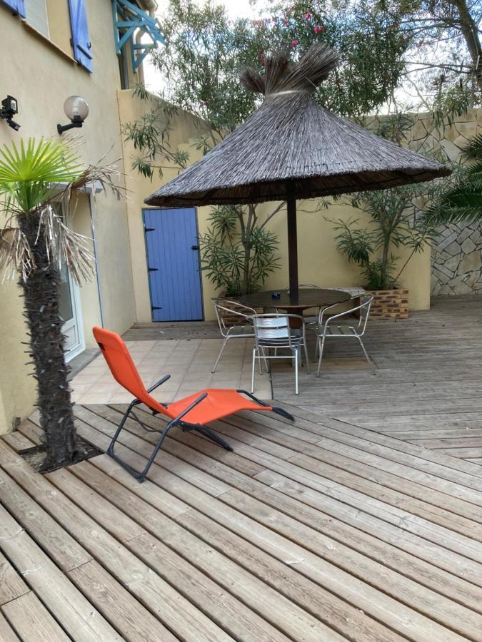 Le Robinson Bed and Breakfast Marseillan  Exteriör bild